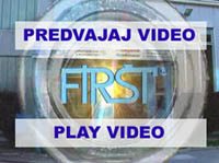 predvajaj video